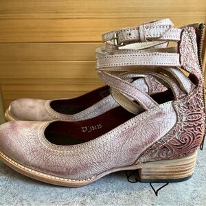 Freebird Martina size 9